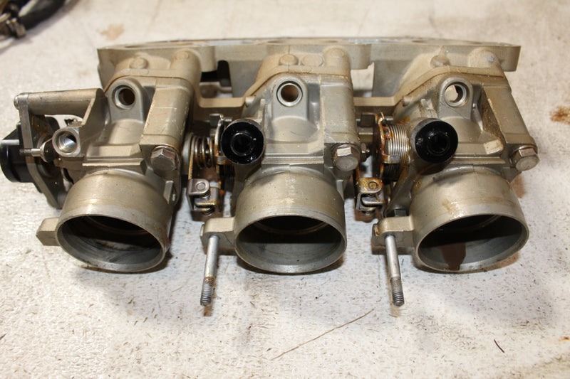 Yamaha 225HP 4 Stroke Outboard Starboard Intake/Throttle Body