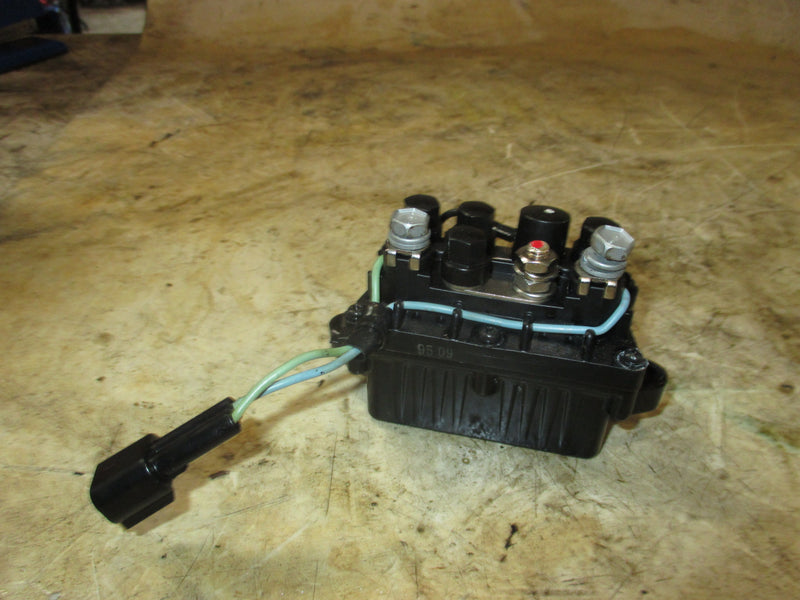 Yamaha 200hp 4 stroke 4 Cyl outboard TRIM & TILT RELAY 63P-81950-00