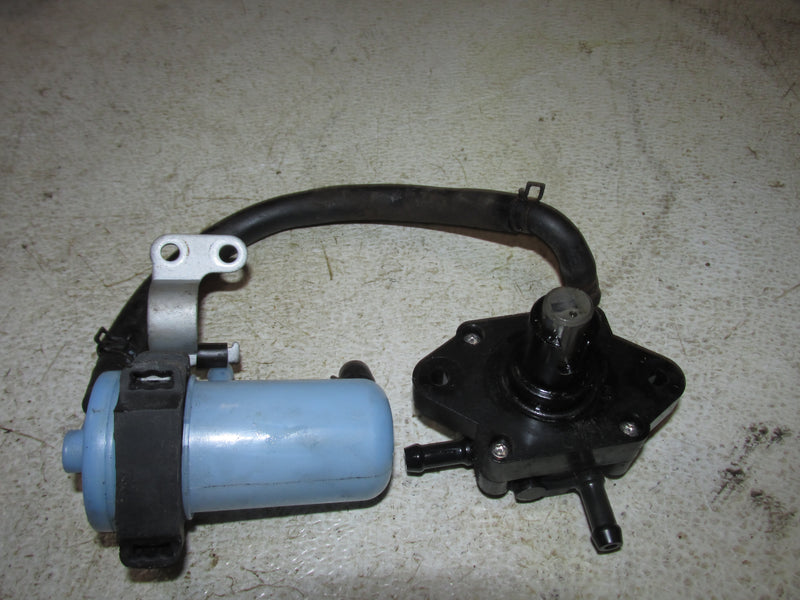Suzuki DF115 115hp Outboard Fuel Pump and Filter (15100-90J1V)