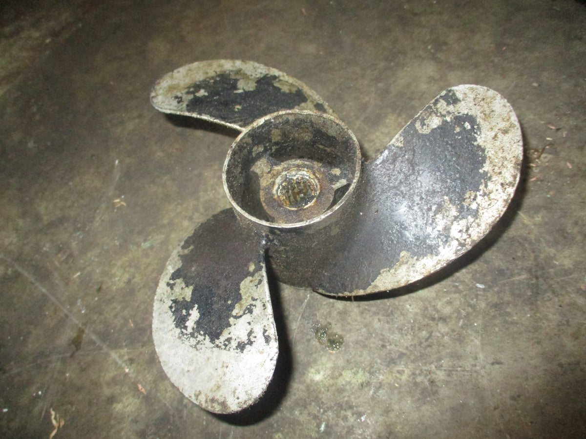 Mercury 4hp outboard aluminum prop