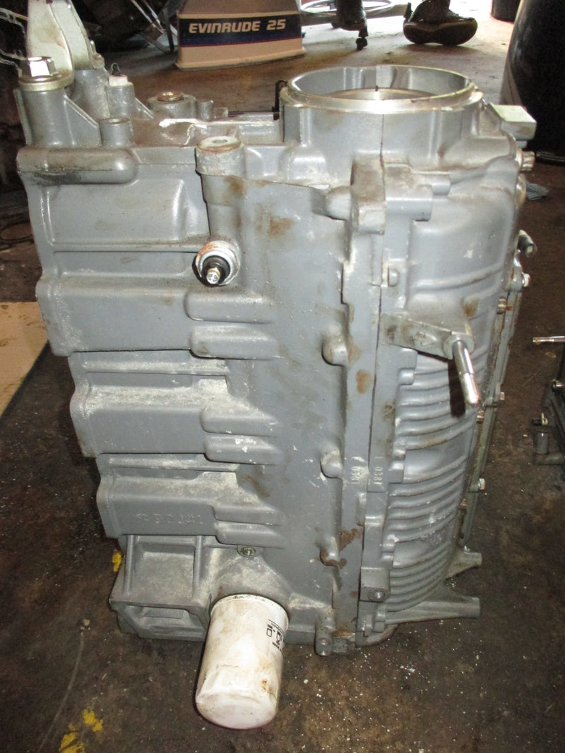 Suzuki DF90 4 stroke outboard crankcase block