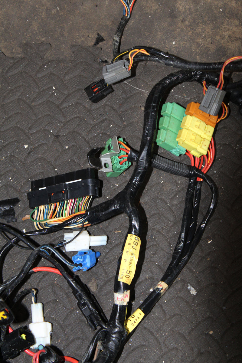Yamaha 225HP 4 Stroke Outboard Engine Wiring Harness (69J-82590-50 / 69J-8259N-10)