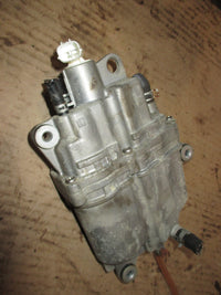 Load image into Gallery viewer, Suzuki DF90 4 stroke outboard fuel vapor separator (15600-90J00)
