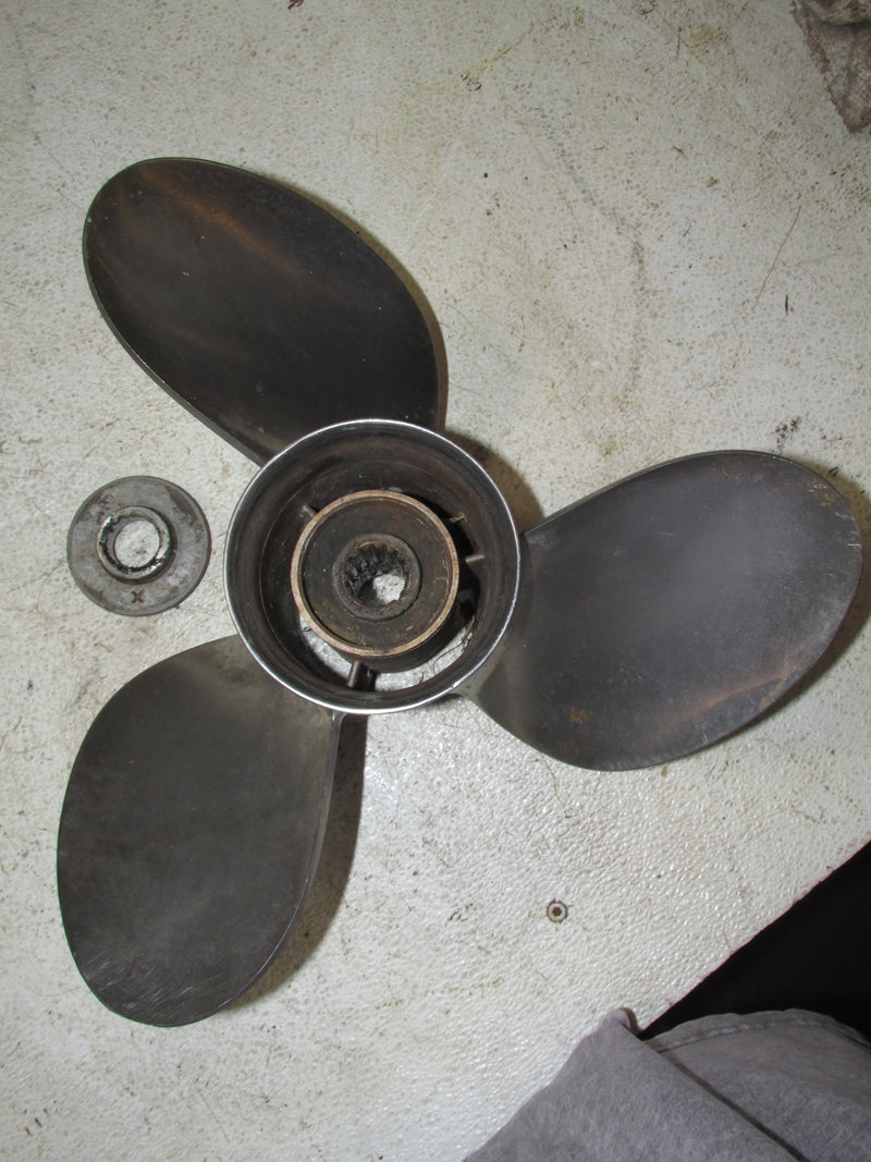 Suzuki DF90 90hp Outboard Stainless Steel Propeller (14 X 22)