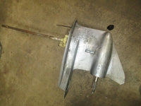 Load image into Gallery viewer, Yamaha 200hp 2 stroke outboard 25 inch standard rotation lower unit
