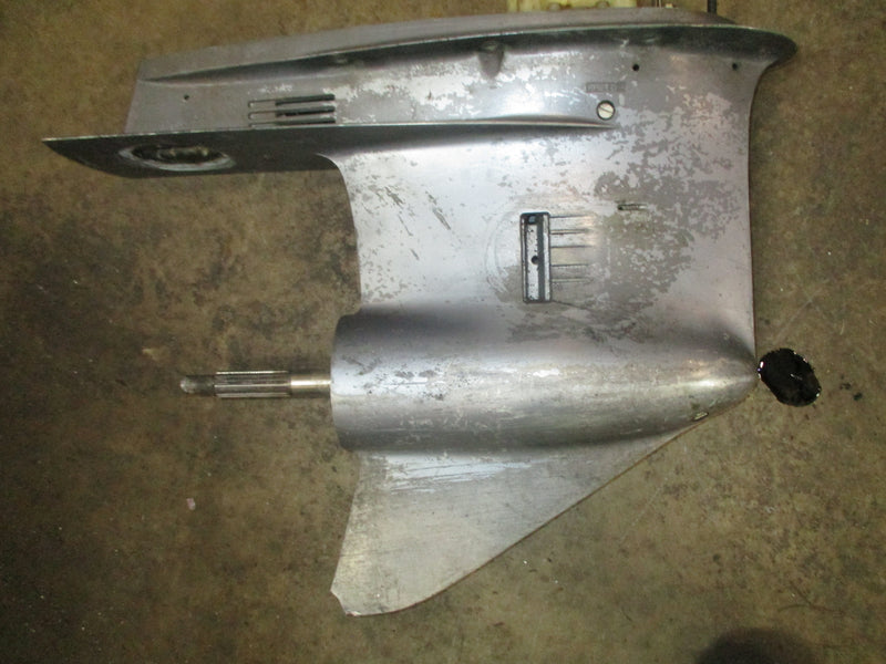 Yamaha 200hp 2 stroke outboard 25 inch standard rotation lower unit
