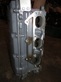 Load image into Gallery viewer, Yamaha 225hp 4 Stroke Outboard Starboard Cylinder Head (69J-01)
