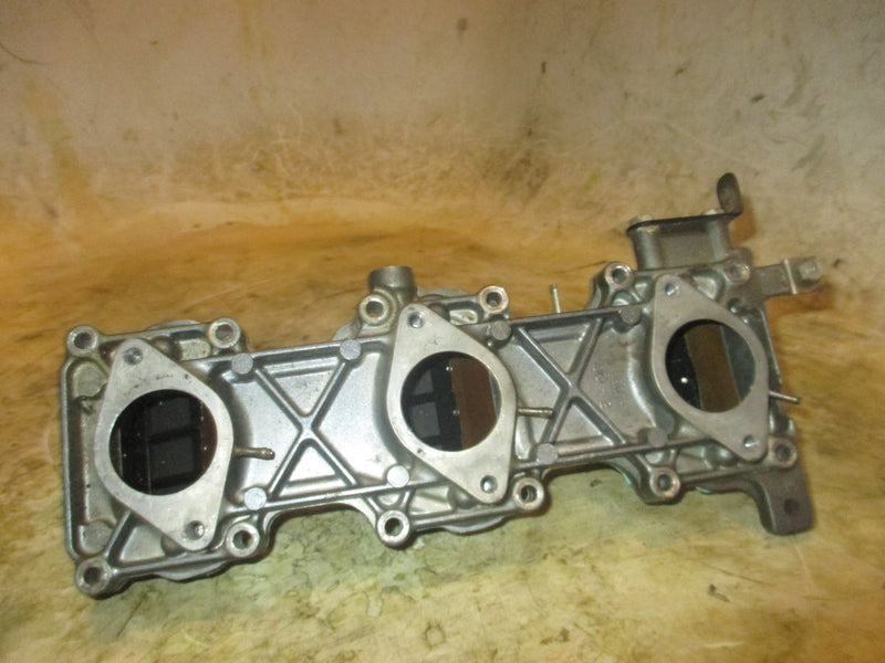 Yamaha 90hp 2 stroke outboard intake manifold and reeds (68-13641-00)