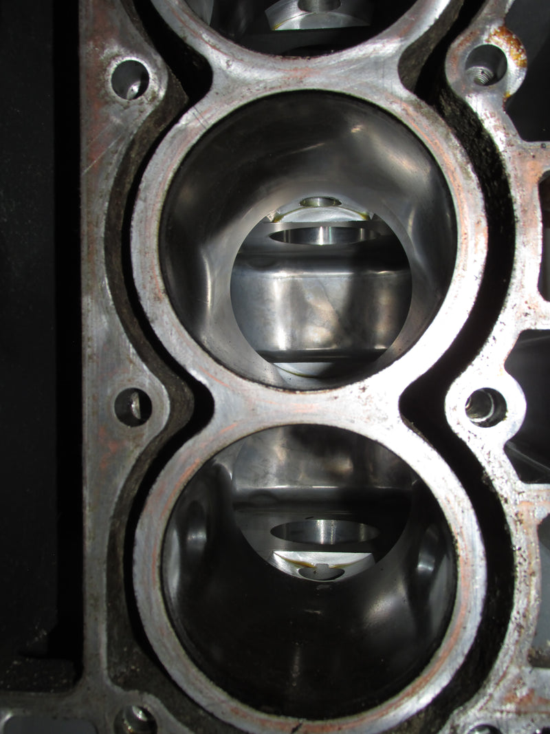 Suzuki DF90 90hp Outboard Crankcase Block