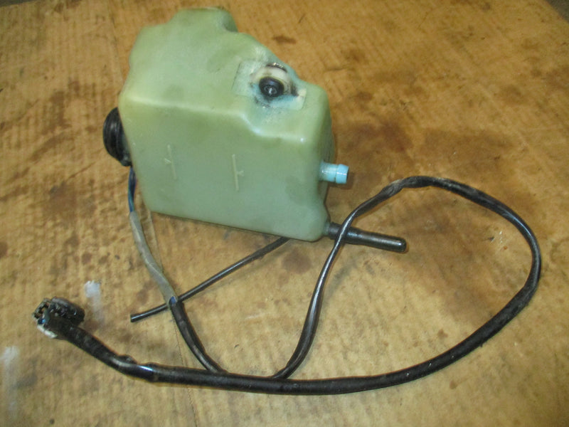 Yamaha 200hp 2 stroke outboard oil tank (6E5-21750-05)