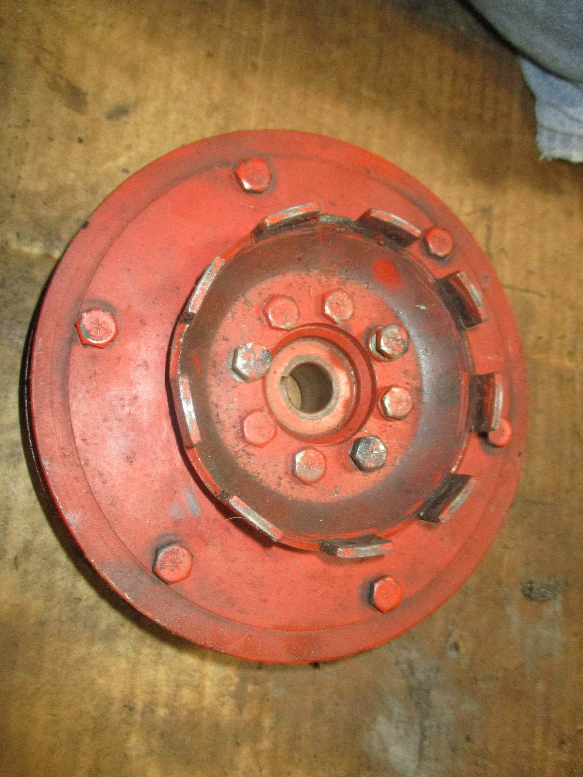 Mercury 20hp outboard flywheel (6600A2)