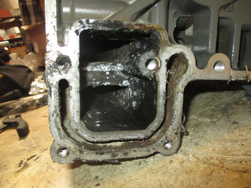 Johnson/Suzuki 115hp 4 Stroke outboard Crankcase Block
