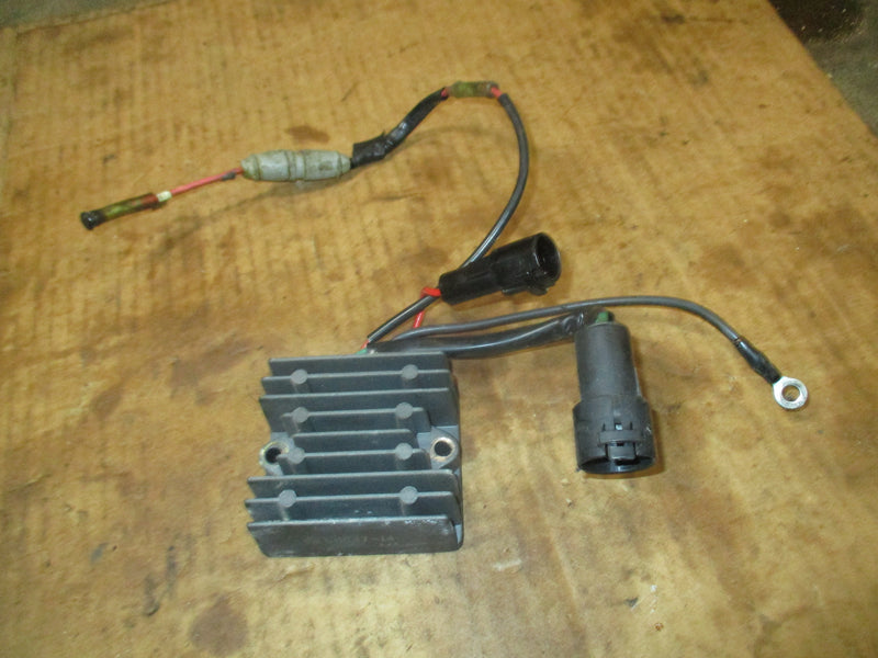 Yamaha 200hp 2 stroke outboard rectifier regulator (6R3-81960-10)