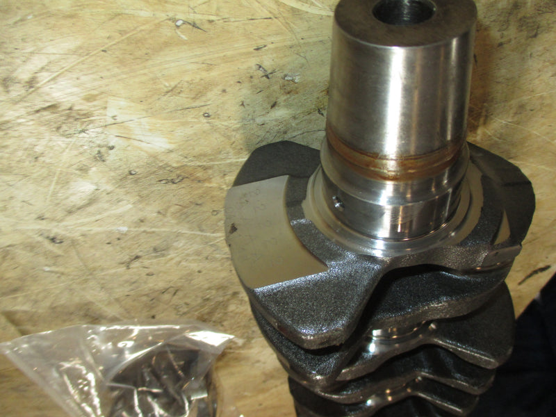 Johnson/Suzuki 115hp 4 Stroke outboard Crankshaft (12220-90J01)
