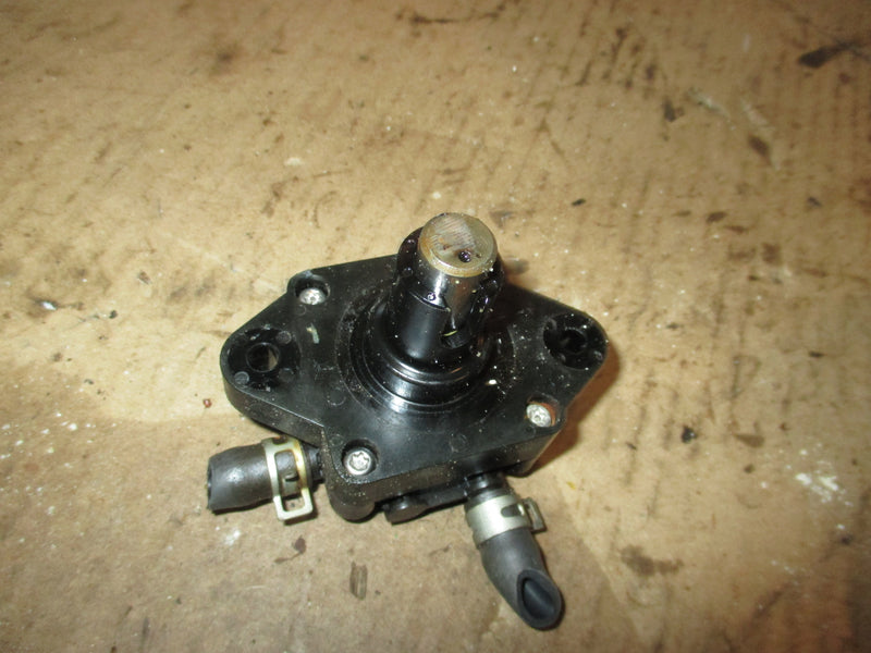 Suzuki DF90 4 stroke outboard fuel pump (15100-90J10)