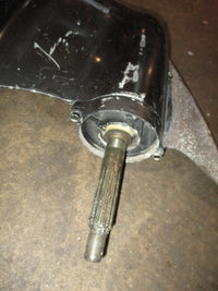 Load image into Gallery viewer, Suzuki DF90 4 stroke outboard 25 inch lower unit
