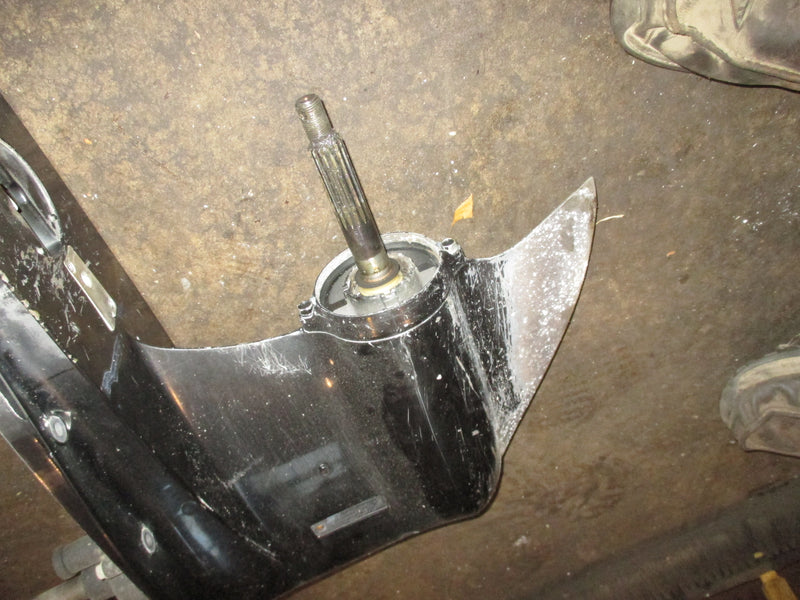 Suzuki DF90 4 stroke outboard 25 inch lower unit