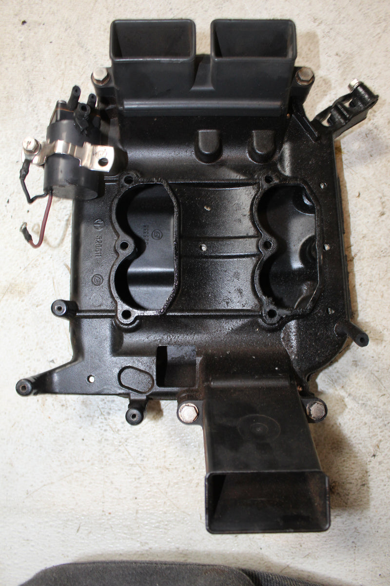 Evinrude 90hp 2 Stroke Outboard Intake Silencer (329611/325335)