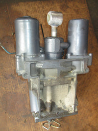 Load image into Gallery viewer, Yamaha 250hp 4.2L 4 stroke outboard tilt trim unit
