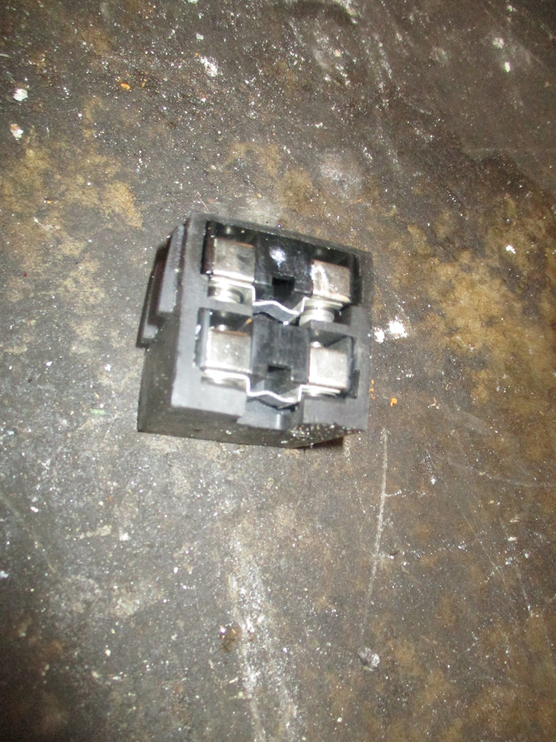 Yamaha OX66 225hp outboard fuse holder w/ 2 fuses