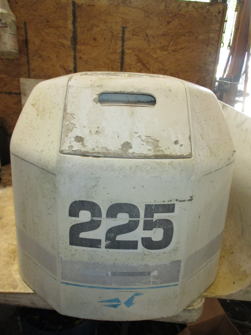 Johnson 225hp Ocean Runner 2 Stroke outboard Top Cowling