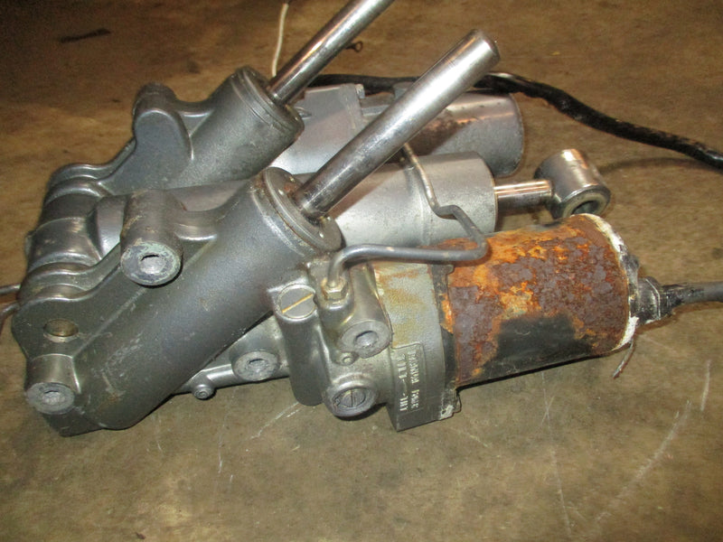 Yamaha 225hp 2 stroke OX66 outboard tilt trim unit