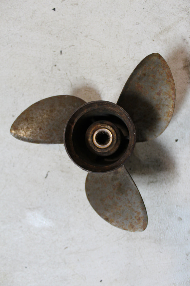 Evinrude 90hp 2 Stroke Outboard Stainless Steel Propeller (13 7/8 X 17)