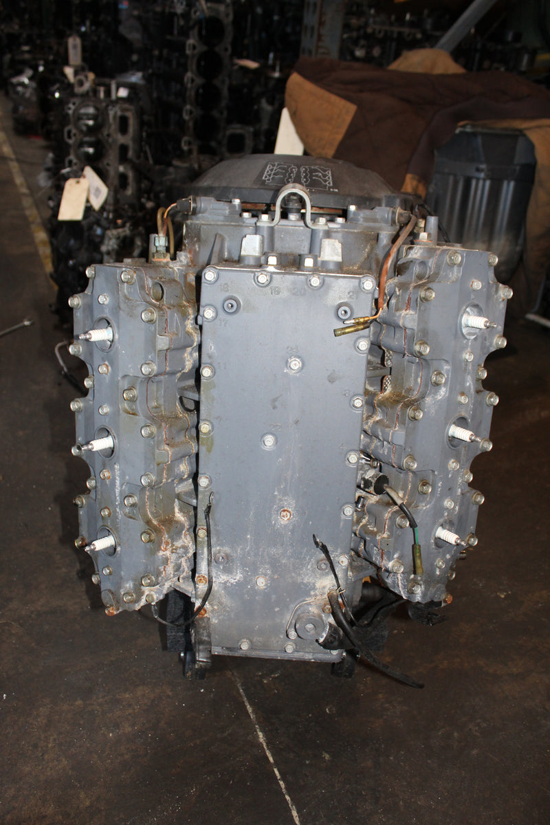 Yamaha 225hp VMAX OX66 Outboard Crankcase Powerhead