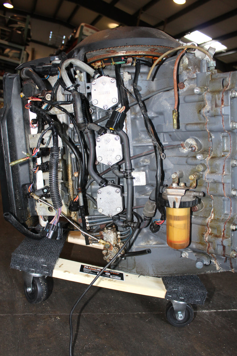 Yamaha 225hp VMAX OX66 Outboard Crankcase Powerhead