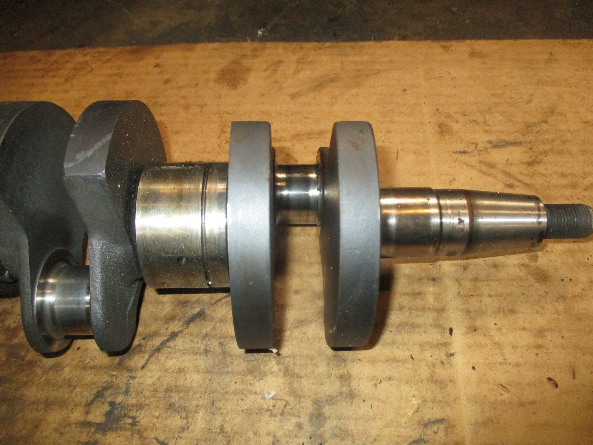 Mercury 60hp 2 stroke crankshaft 827954 | Strouds Marine