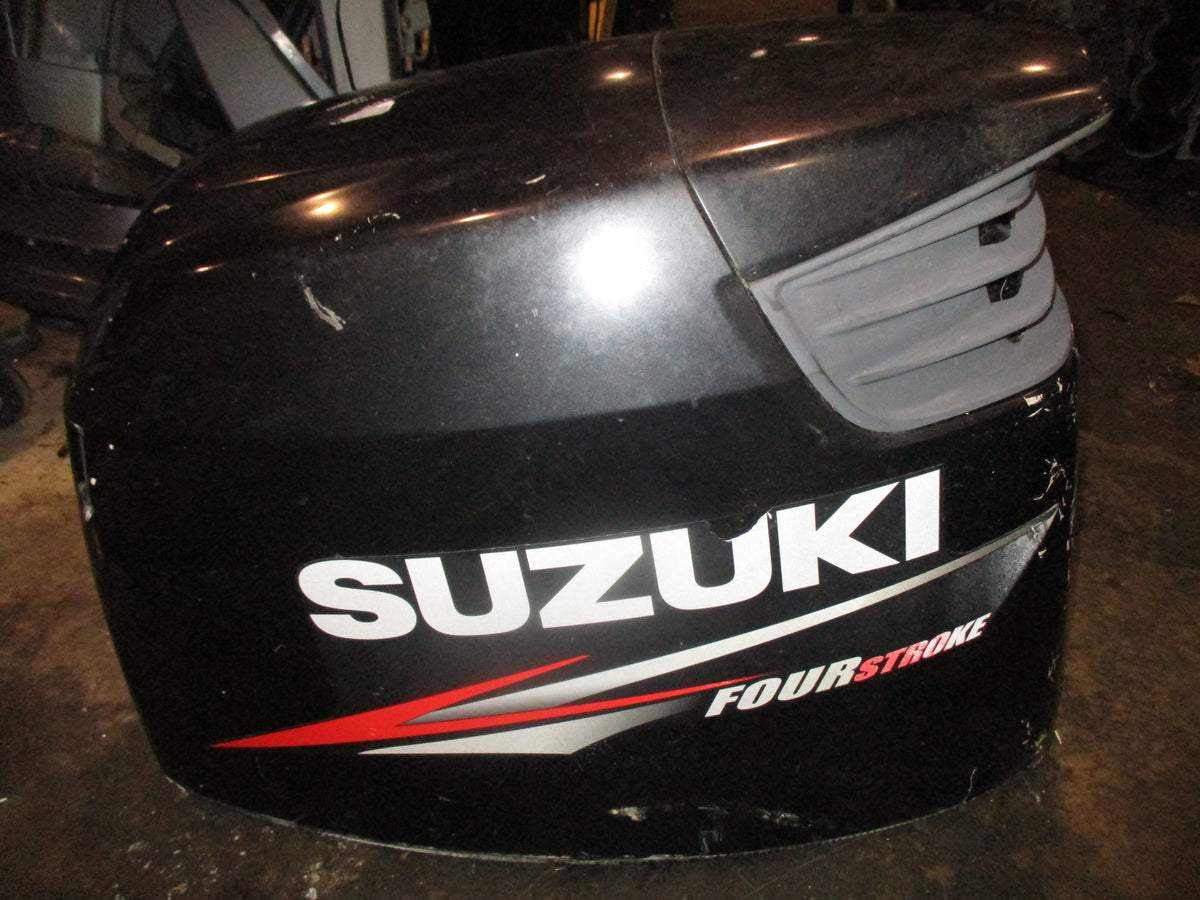 Suzuki DF175 outboard top cowling