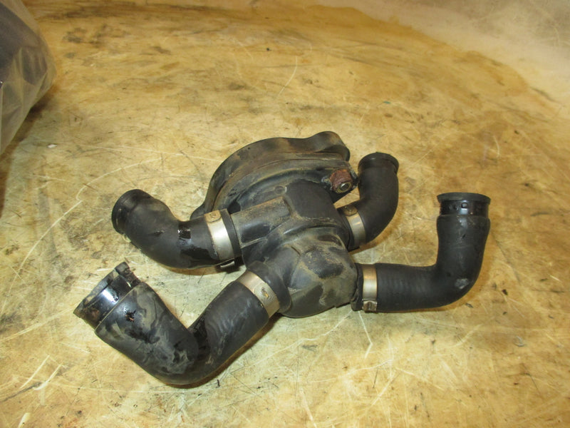Evinrude Etec 150hp 2 stroke outboard pressure relief valve (5006147)