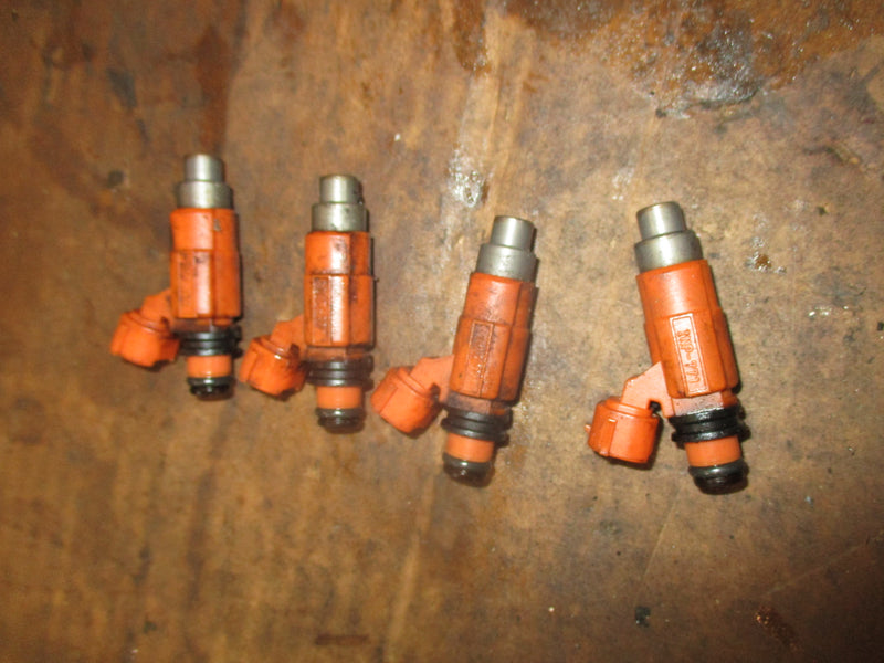 Johnson/ Suzuki 140hp 4 stroke outboard fuel injector set (15710-65D00)
