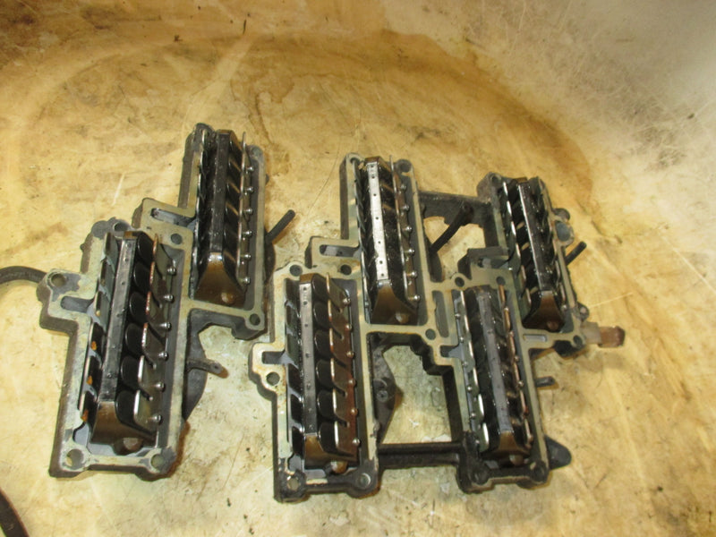 Johnson 225hp Ocean Runner outboard Intake Manifold & Reeds (343900/343902)