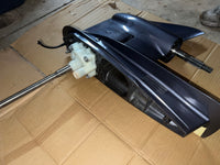 Load image into Gallery viewer, Yamaha 115hp 4 stroke outboard 25 inch lower unit REFURBISHED
