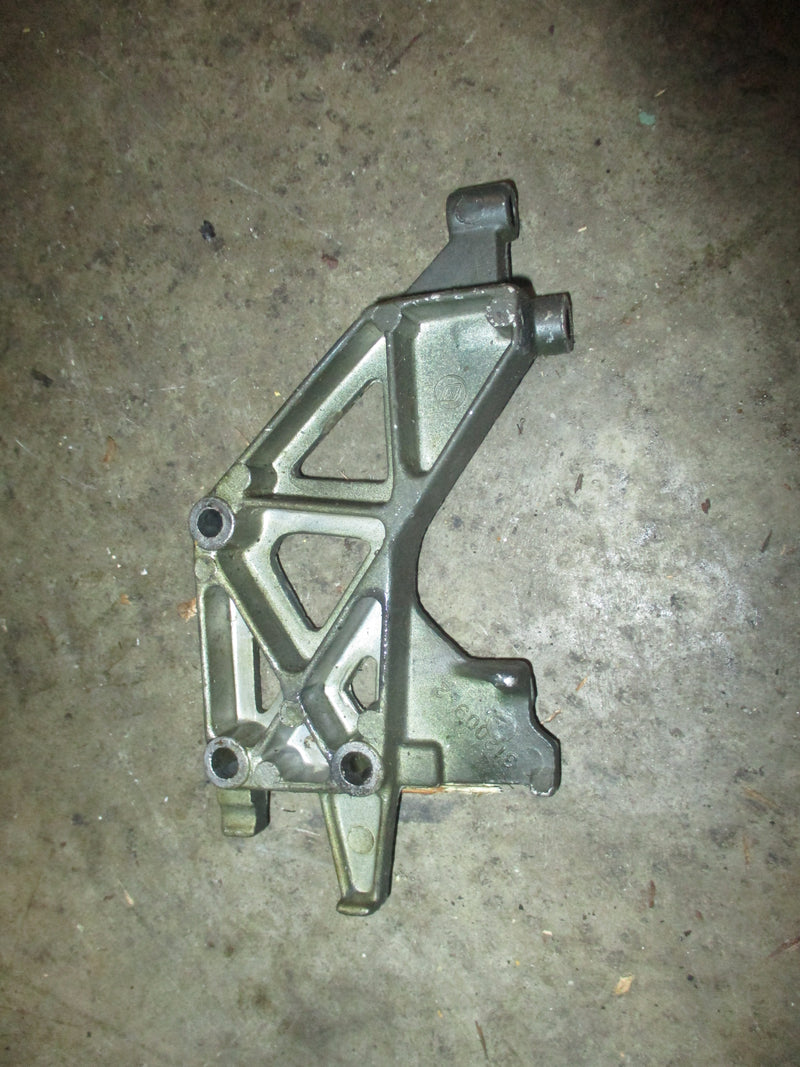 Johnson 20hp 2 stroke outboard bracket (3120092)