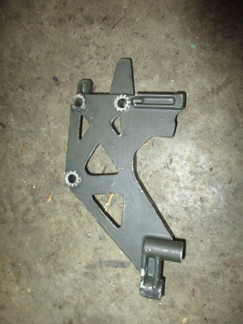 Johnson 20hp 2 stroke outboard bracket (3120092)