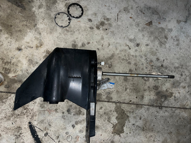 Mercury 115hp 4 stroke outboard 20" lower unit PARTS ONLY