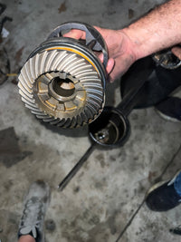 Load image into Gallery viewer, Mercury 115hp 4 stroke outboard 20" lower unit PARTS ONLY
