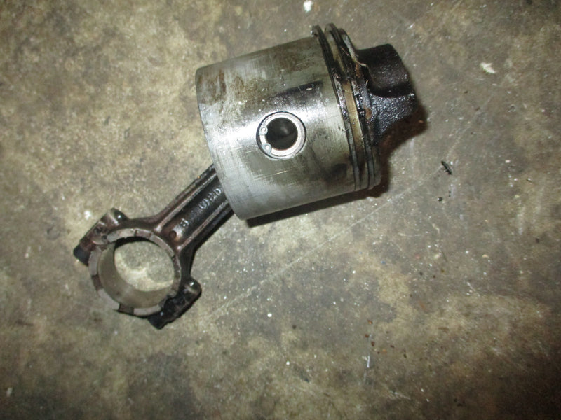Evinrude 25hp 2 stroke outboard piston and rod (385339)