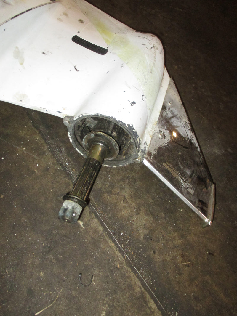 Yamaha 300hp 4.2L 4 stroke outboard 30 inch shaft standard lower unit