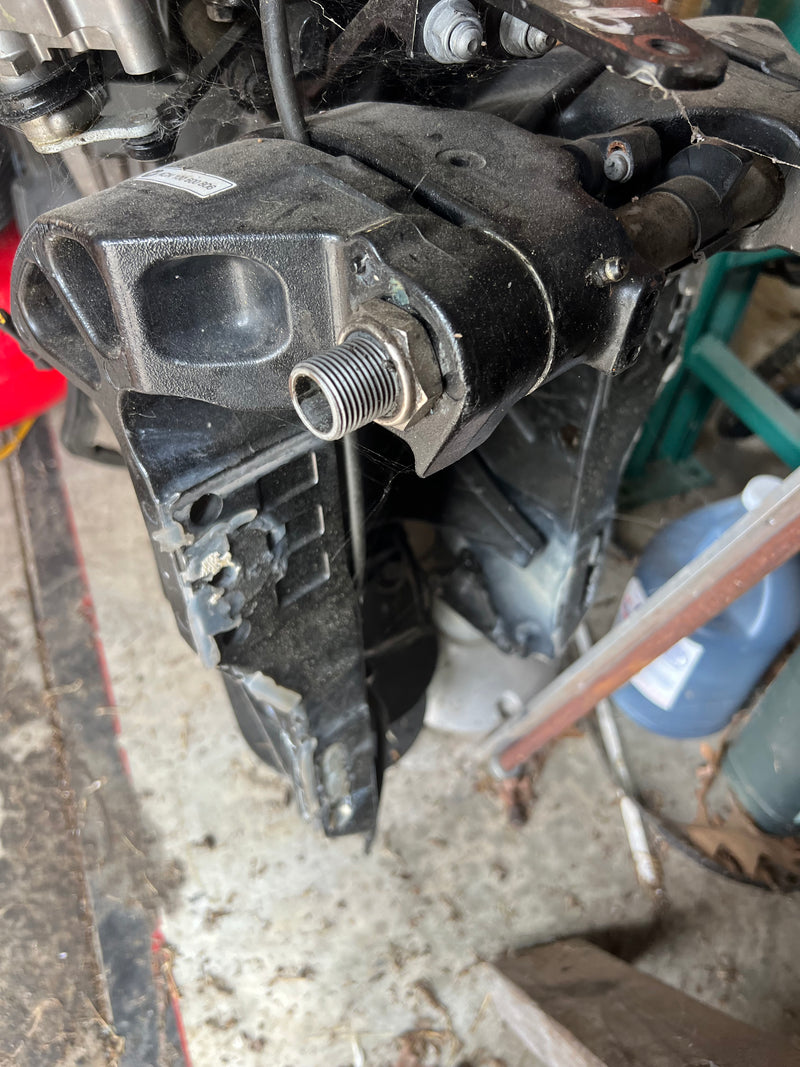 Suzuki DF90A 90hp outboard 25" shaft midsection