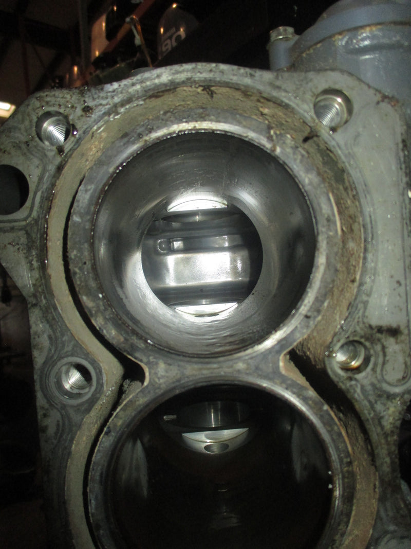Johnson Suzuki 60hp 4 stroke outboard Crankcase Block