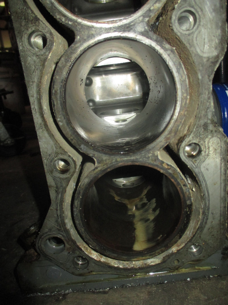 Johnson Suzuki 60hp 4 stroke outboard Crankcase Block