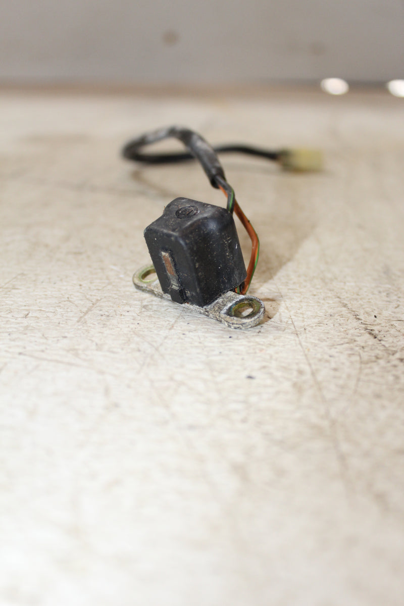 Suzuki DT115 115HP 2 Stroke Outboard Gear Counting Coil (32150-87E20)