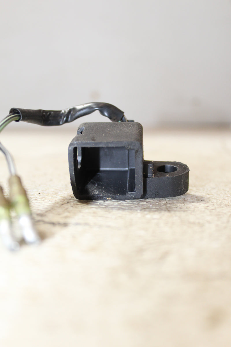 Suzuki DT115 115HP 2 Stroke Outboard Temperature Sensor (34830-92E00)
