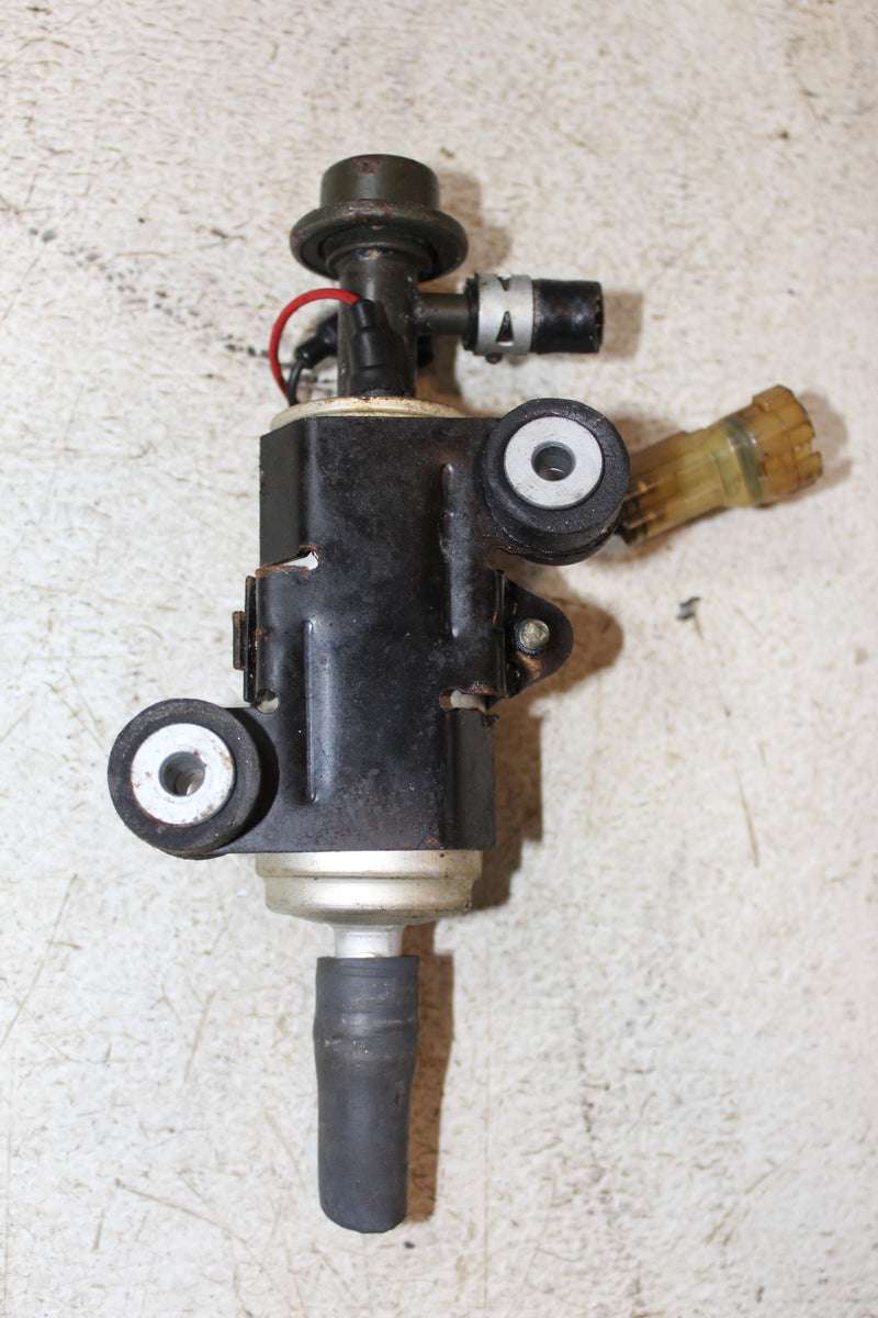 Suzuki DT115 115HP 2 Stroke Outboard Electric Fuel Pump (15100-94900)
