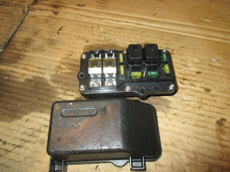 Yamaha 200hp HPDI outboard fuse box (68F-82170-01)