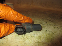 Load image into Gallery viewer, Johnson Suzuki 60hp 4 stroke outboard Cam Position Sensor (33220-84G00)
