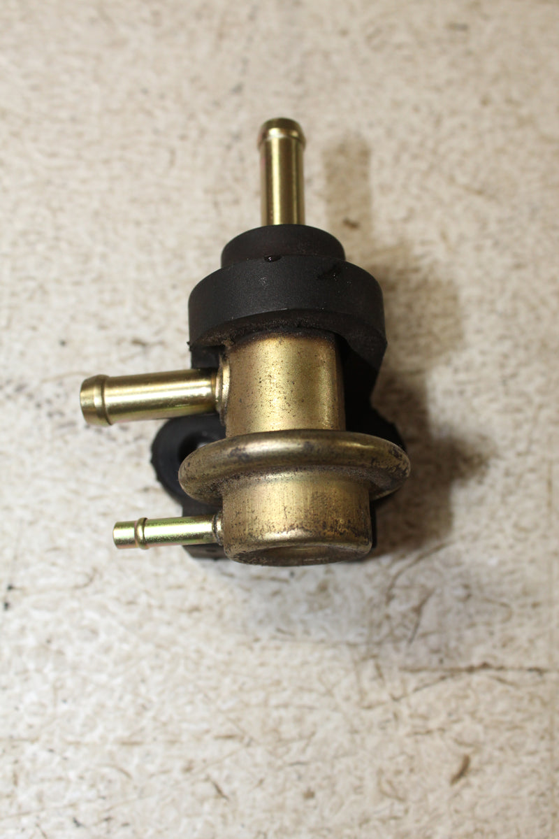 Suzuki DT115 115HP 2 Stroke Outboard Pressure Relief Valve
